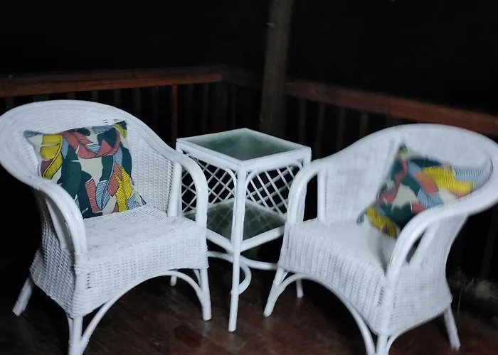 Laughing Gecko Lodge2
